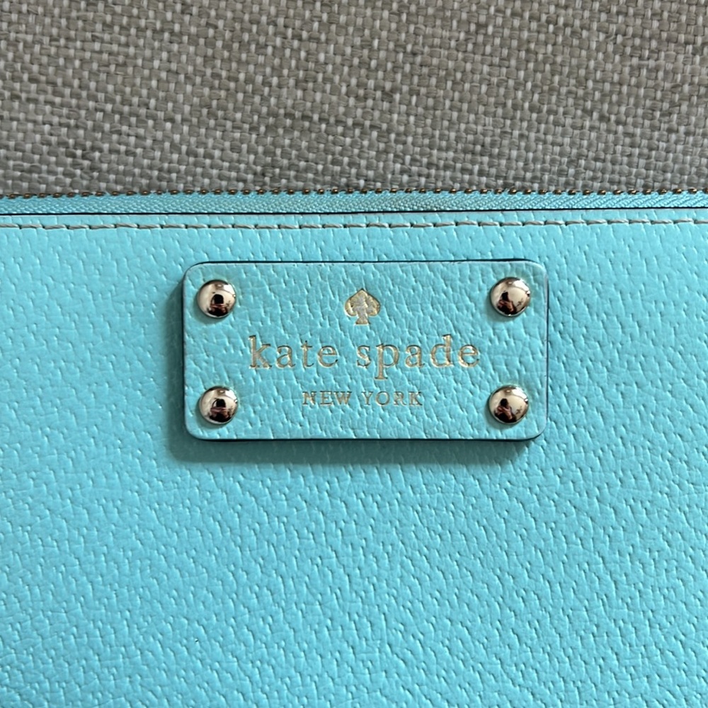 Kate Spade Wallet - Picture 2 of 4